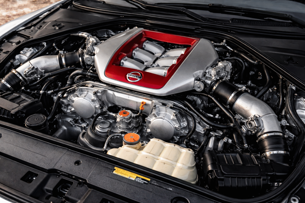 Nissan GT-R 2026 का पावरफुल इंजन और हाई-परफॉर्मेंस ड्राइविंग